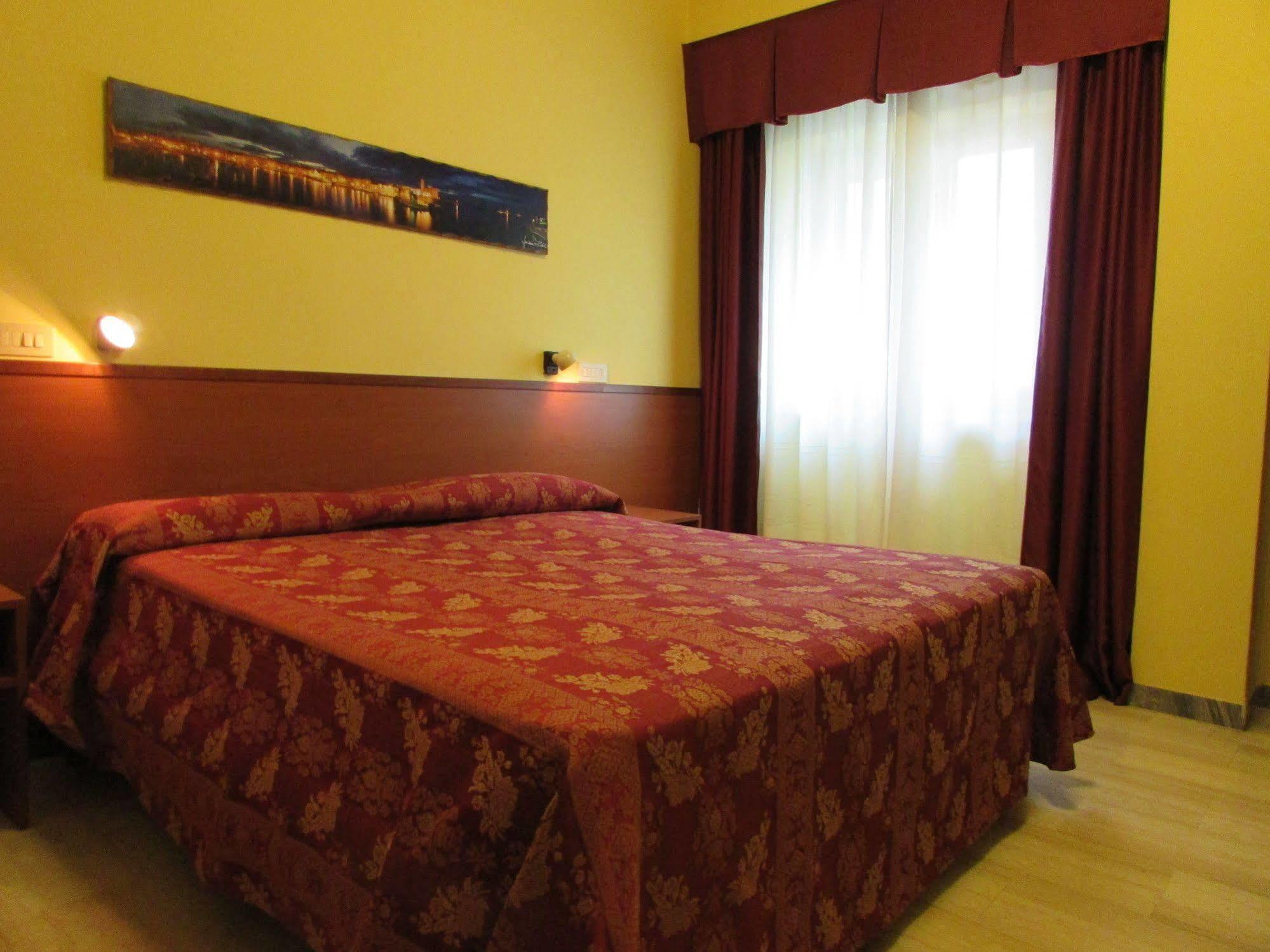 Ibis Styles Hotel 3*